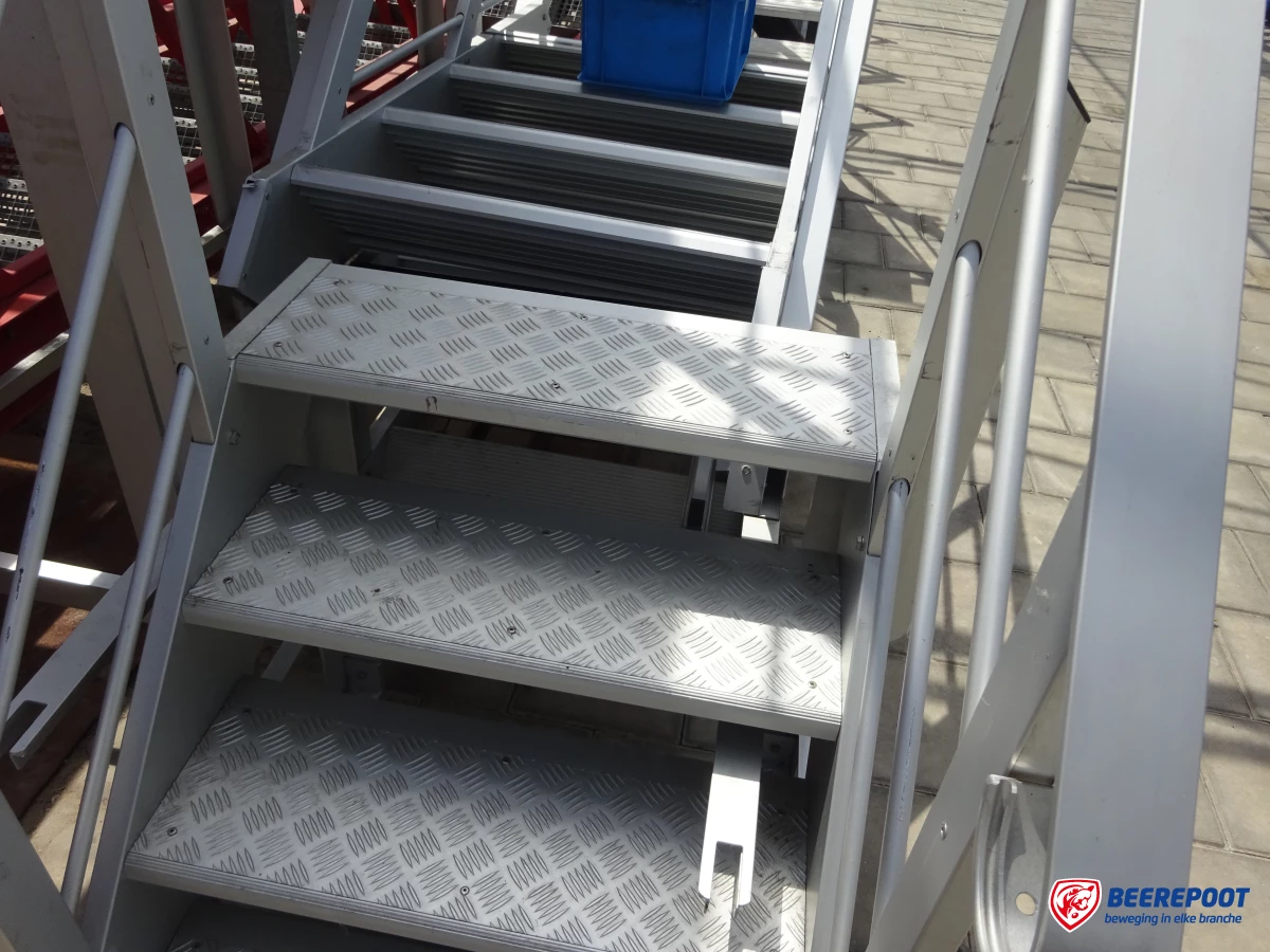 Aluminium trappen